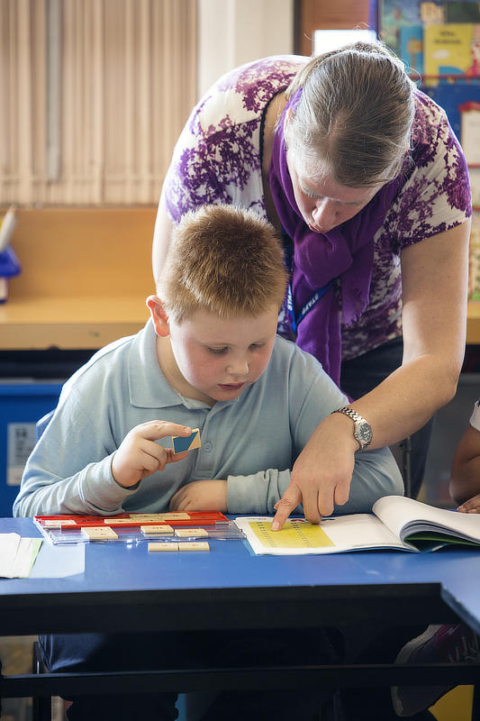 learning-melton-specialist-school